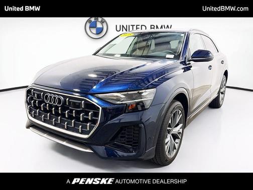 Waitomo Blue Metallic 2025 Audi Q8 55 Premium