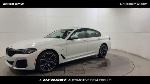 2022 BMW 530e Base