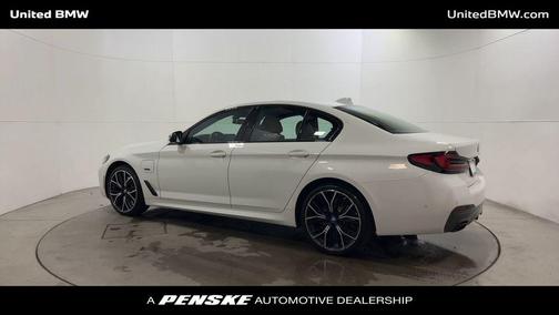 2022 BMW 530e Base