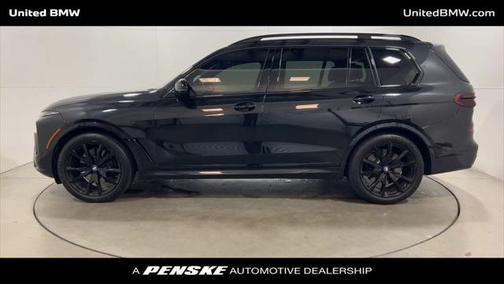 2024 BMW X7 M60i