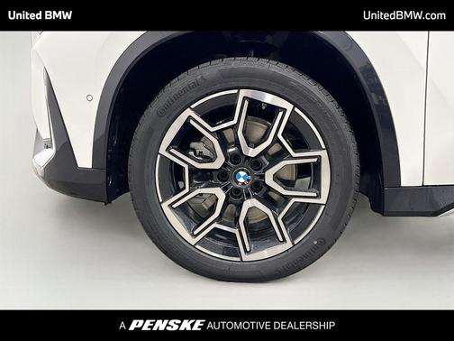 Alpine White 2026 BMW X1 xDrive28i