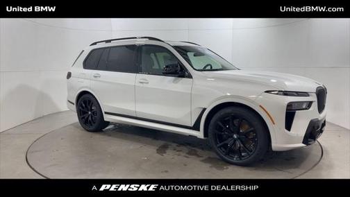 2025 BMW X7 M60i
