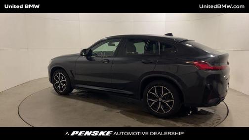2023 BMW X4 M40i