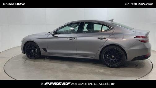 2022 Genesis G70 2.0T RWD