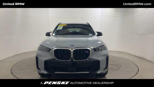 2025 BMW X5 M60i