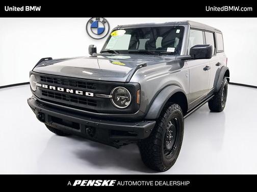 CARBONIZED GRAY METALLIC 2023 Ford Bronco Black Diamond