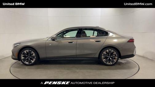 2025 BMW 530 i