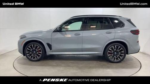 2024 BMW X5 M60i
