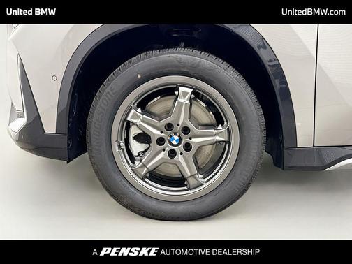 Space Silver Metallic 2026 BMW X1 xDrive28i