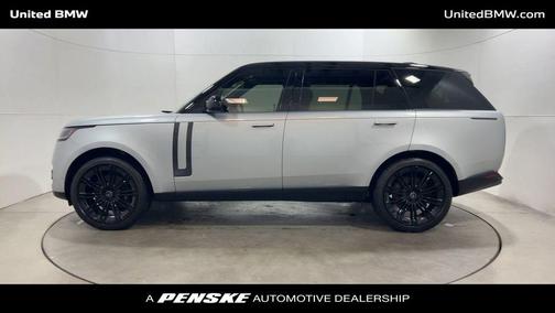 2025 Land Rover Range Rover P530 SE 7 Seat
