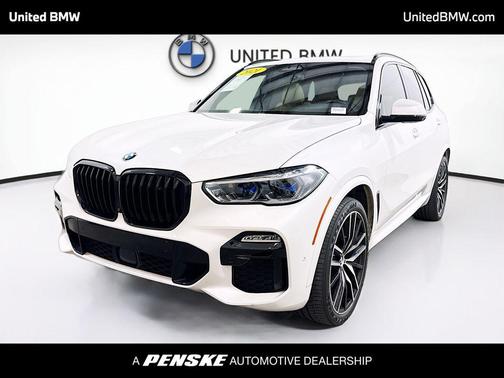 Mineral White Metallic 2021 BMW X5 sDrive40i