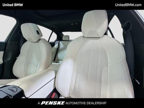 Oxide Grey Metallic 2024 BMW 530 530i