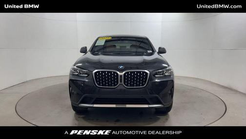 2025 BMW X4 xDrive30i