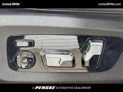 Black Sapphire Metallic 2026 BMW X5 xDrive40i