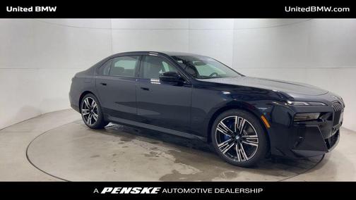 2025 BMW 740 i