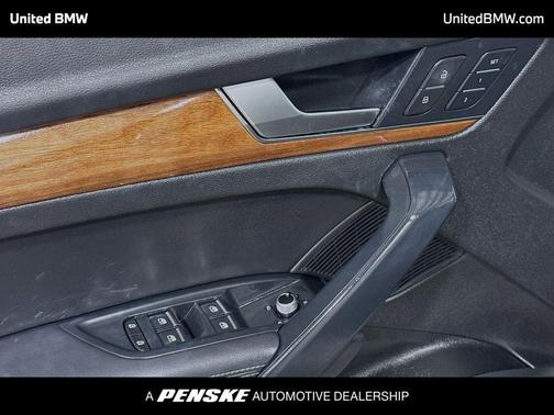 2023 Audi Q5 45 S line Prestige