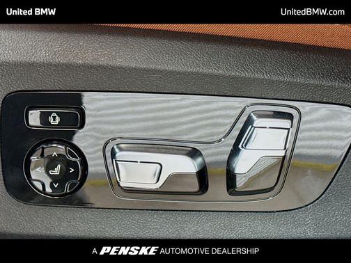 Manhattan Green Metallic 2026 BMW X5 PHEV xDrive50e