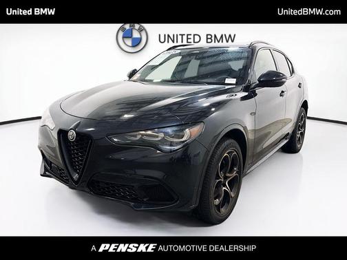 Vulcano Black Metallic 2025 Alfa Romeo Stelvio Sprint AWD