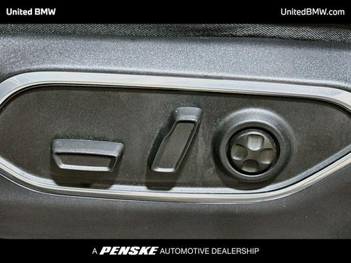 Diamond Black Crystal Pearlcoat 2023 Jeep Wagoneer Series I 4x4