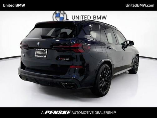 Carbon Black Metallic 2025 BMW X5 M60i