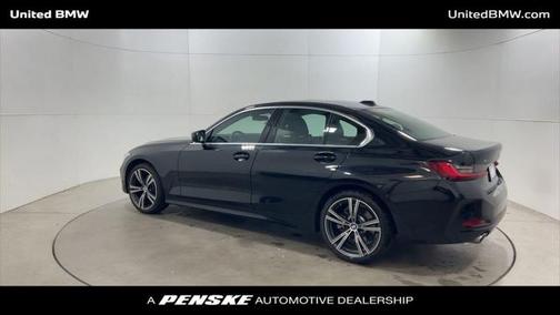 2024 BMW 330 i xDrive