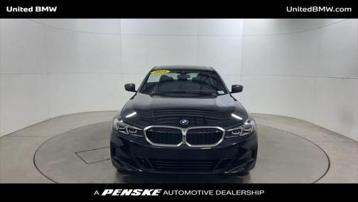 2024 BMW 330 i xDrive