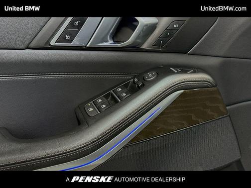 Black Sapphire Metallic 2022 BMW X5 xDrive40i