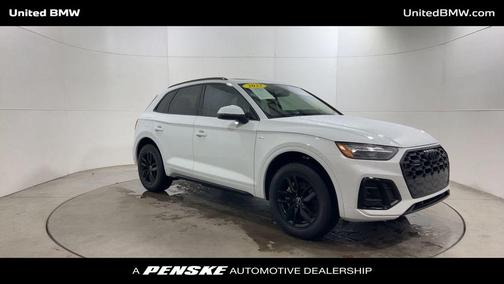 2023 Audi Q5 45 S line Premium