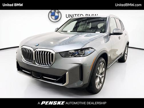 Skyscraper Grey Metallic 2026 BMW X5 sDrive40i