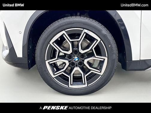 Alpine White 2026 BMW X1 xDrive28i