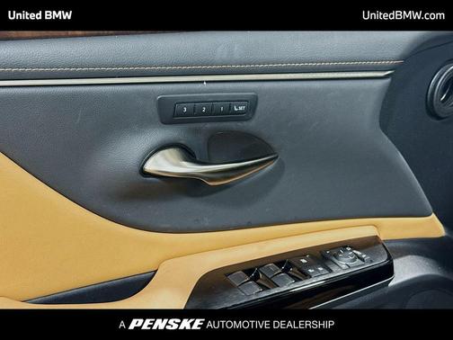 2022 Lexus ES 350 Base