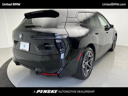 2025 BMW iX xDrive50