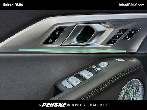 Black Sapphire Metallic 2023 BMW XM Base