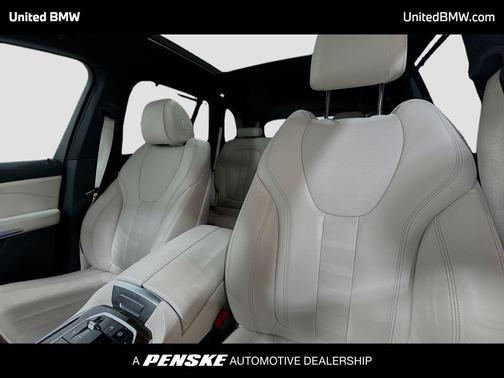 Black Sapphire Metallic 2020 BMW X5 xDrive40i