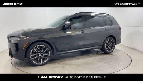 2025 BMW X7 M60i