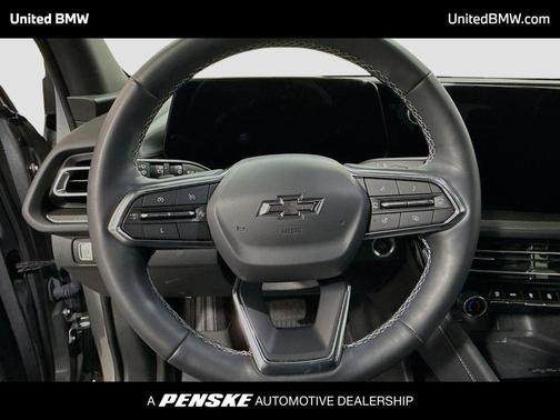 Sterling Gray Metallic 2025 Chevrolet Traverse LT