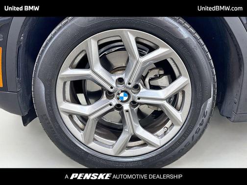Jet Black 2024 BMW X3 sDrive30i