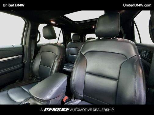 WHITE PLATINUM MET TRI-COAT 2019 Ford Explorer XLT