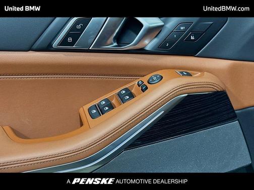 Carbon Black Metallic 2026 BMW X5 xDrive40i