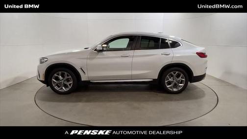 2024 BMW X4 xDrive30i