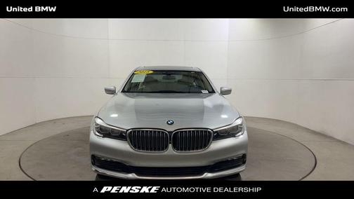 2018 BMW 740 740i