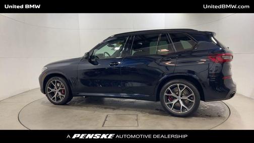 2022 BMW X5 M50i