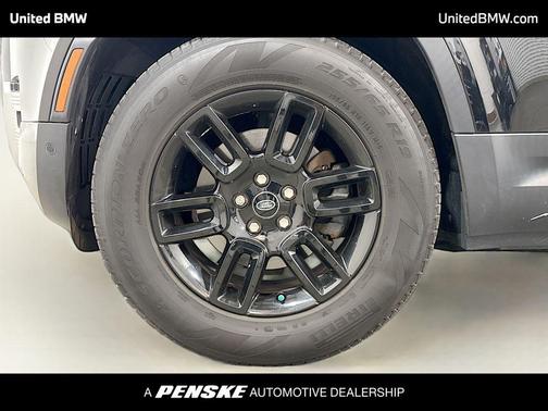 Santorini Black Metallic 2021 Land Rover Defender 110 S