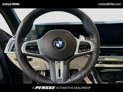 Dravit Grey Metallic 2024 BMW X7 M60i