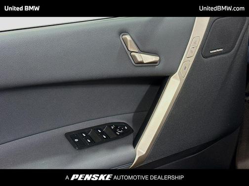 2026 BMW iX xDrive60