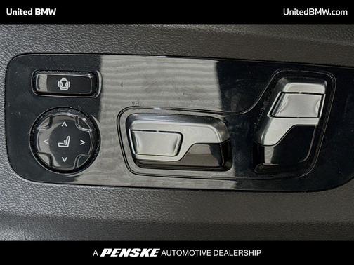 Black Sapphire Metallic 2024 BMW X5 xDrive40i