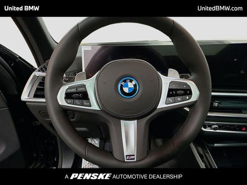 Black Sapphire Metallic 2026 BMW X5 PHEV xDrive50e