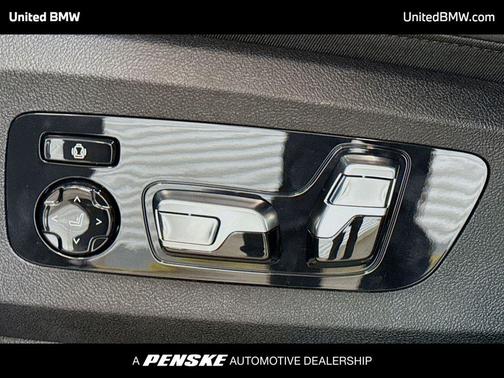 Black Sapphire Metallic 2026 BMW X5 PHEV xDrive50e