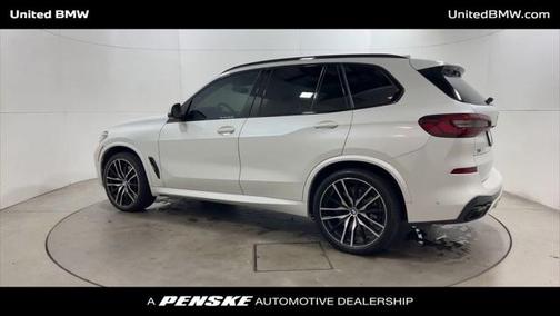 2023 BMW X5 M50i