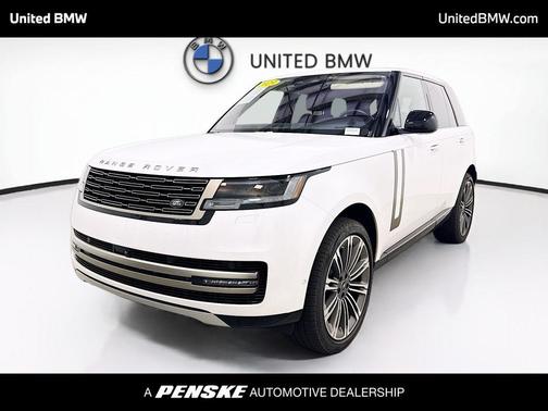 White 2023 Land Rover Range Rover P530 SE